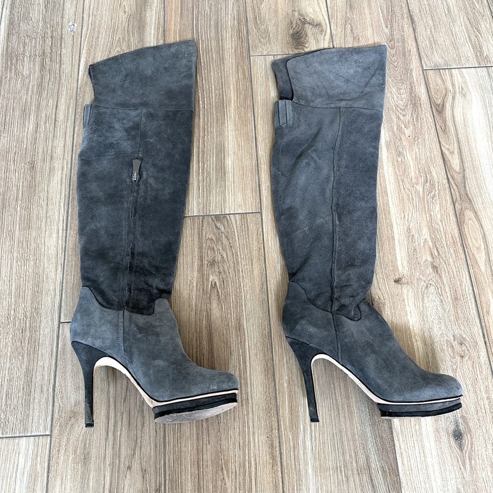 BCBG Genuine Suede Leather Thigh High Boots Grey Sz 37 / 7